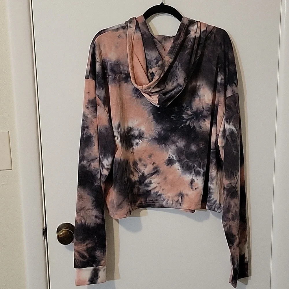 Roma Concept By Rosee Tie-Dye Crop Hooded Long Sleeve Top - Picture 6 of 6